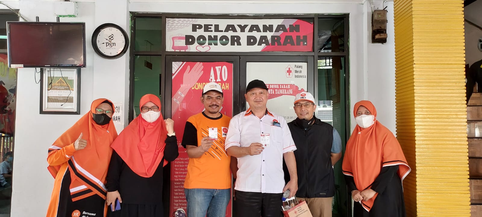 Dalam Rangka Acara HUT Yang ke 77 PKS Giat PMI Donor Darah Di Alun-alun Tangerang Kota