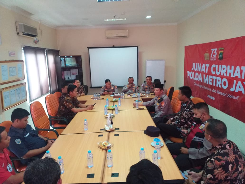 Polresta Bandara Internasional Soekarno-Hatta (Soetta) Melaksanakan Program Jum’at Curhat