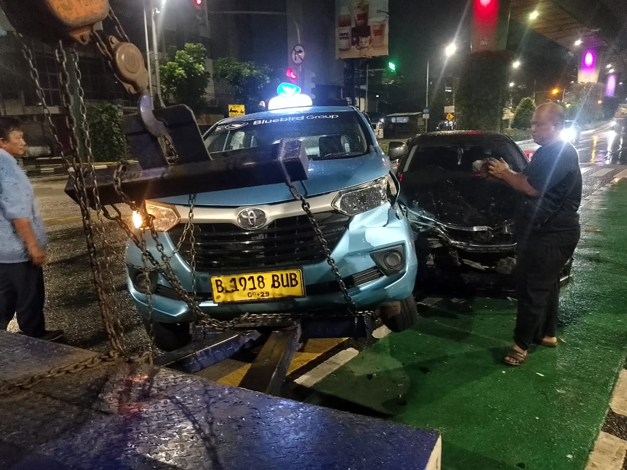 Ini dia, Penyebab Kecelakaan di Jalan Wijaya 1 Jaksel Dini Hari