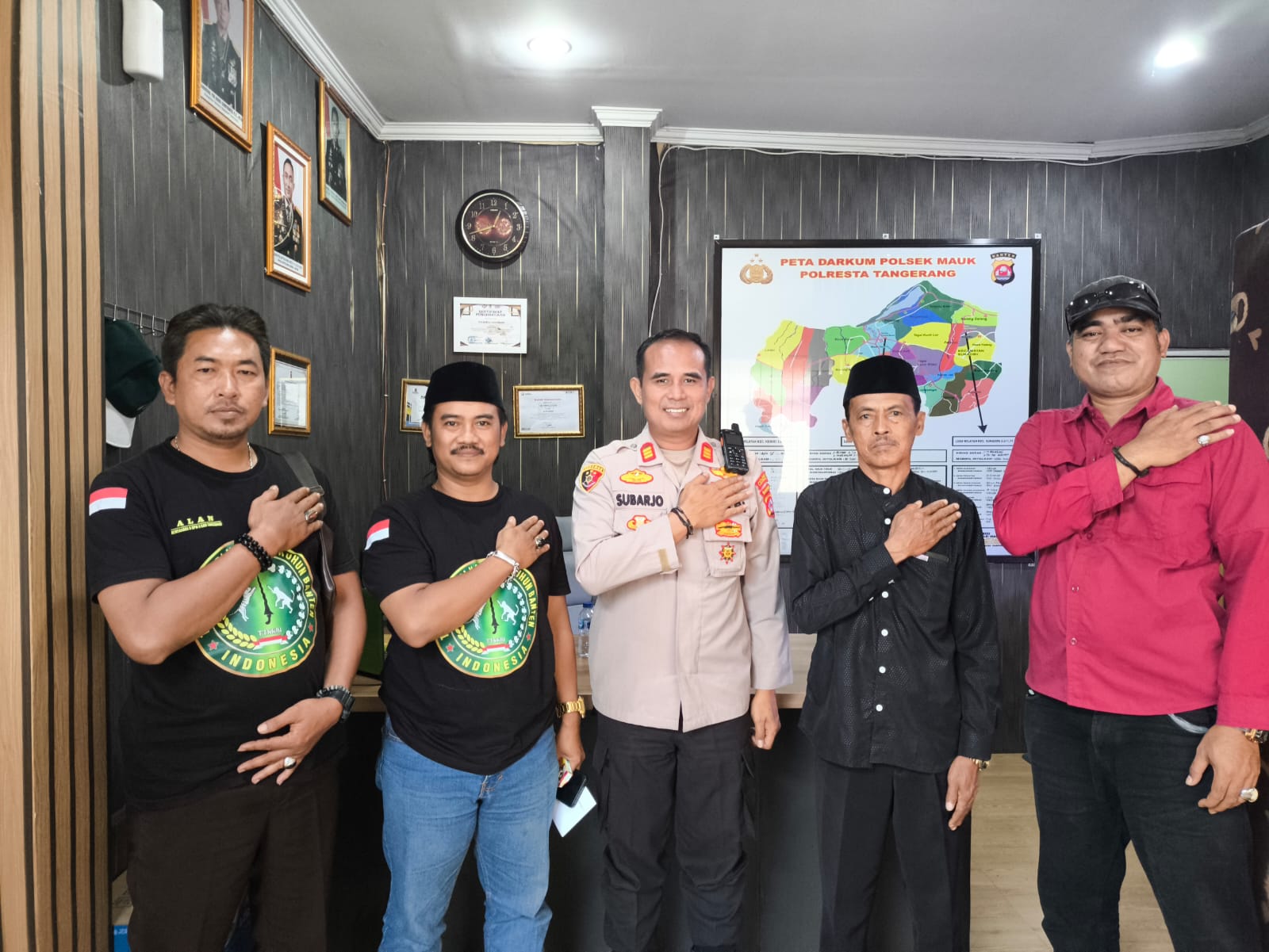 Pengurus TTKKBI Kabupaten Tangerang Berilatuhrami ke Kapolsek Mauk