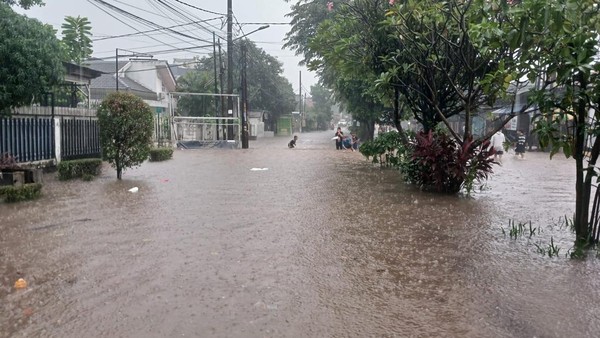 22 TITIK BANJIR DI TANGSEL SUDAH SURUT