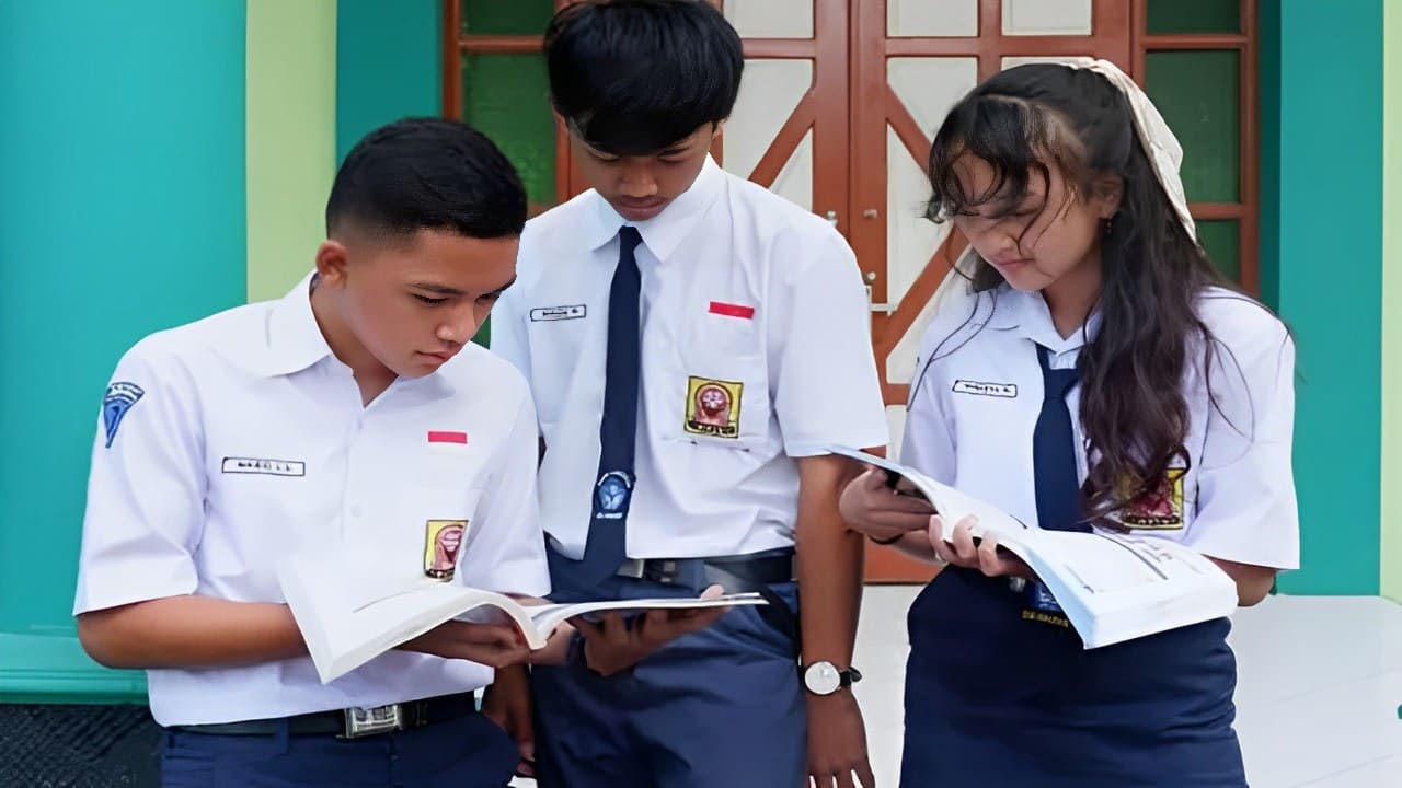 Masuk Sekolah Di Jawa Barat Kini Pukul 06.30, Bogor Pilih Bertahan Di Pukul 07.00