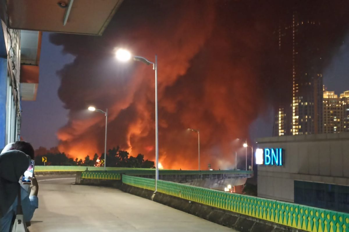 500 KIOS DI TAMAN PURING LUDES TERBAKAR, API MENGAMUK SEJAK SUBUH