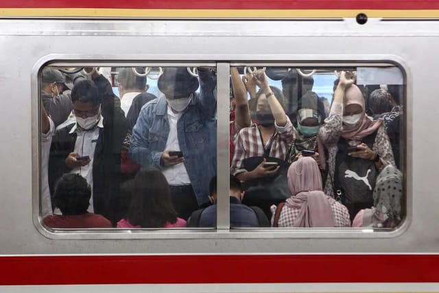 Demo Buruh di DPR, Jalur KRL Tanah Abang-Palmerah Berpotensi Ditutup