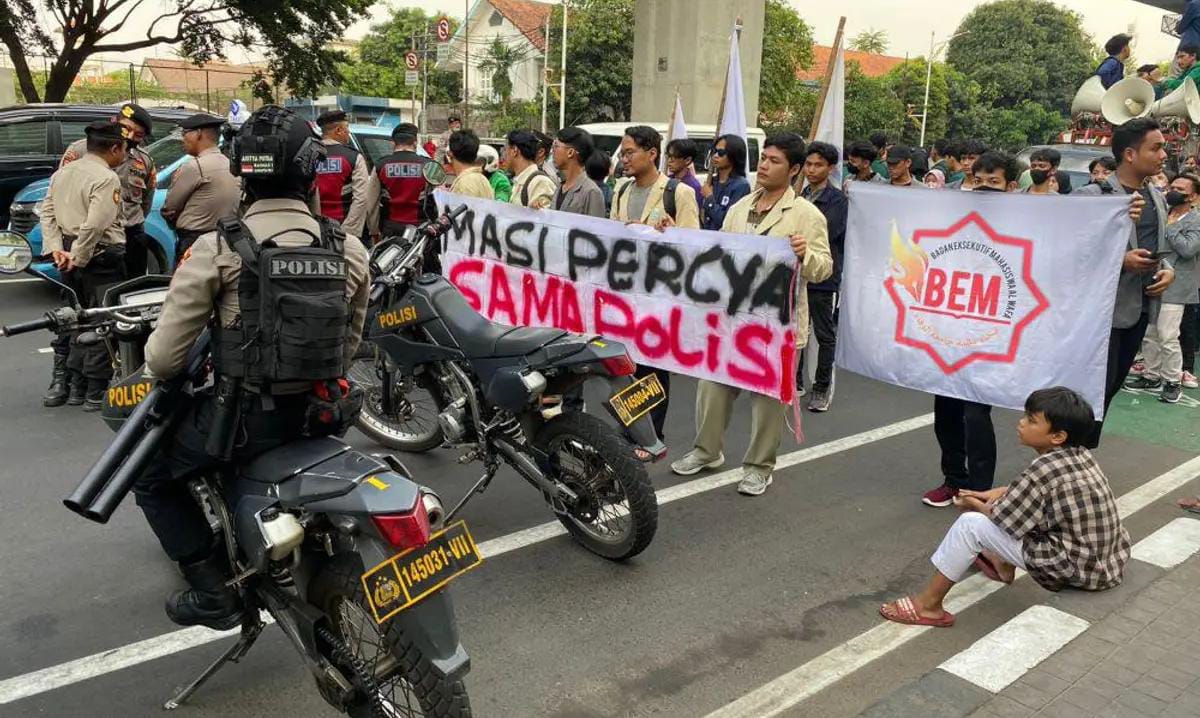 Demo BEM UI–BEM SI: Copot Kapolri dan Kapolda Usai Kasus Driver Ojol