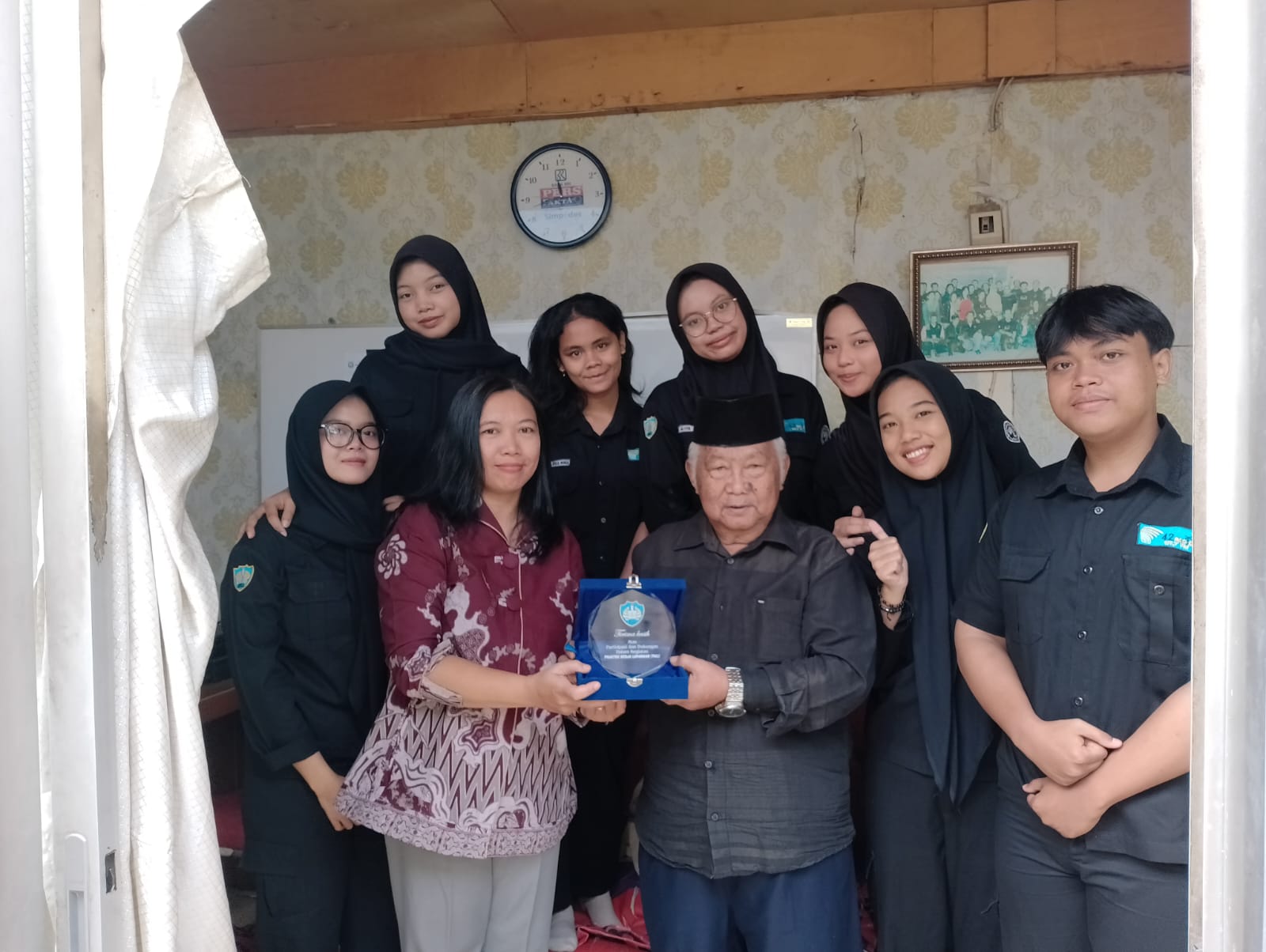 Perwakilan SMK Negeri 42 Jakarta Lakukan Penjemputan Siswa/i PKL di Media Fakta Perwakilan SMK Negeri 42 Jakarta Lakukan Penjemputan Siswa/i PKL di Media Fakta