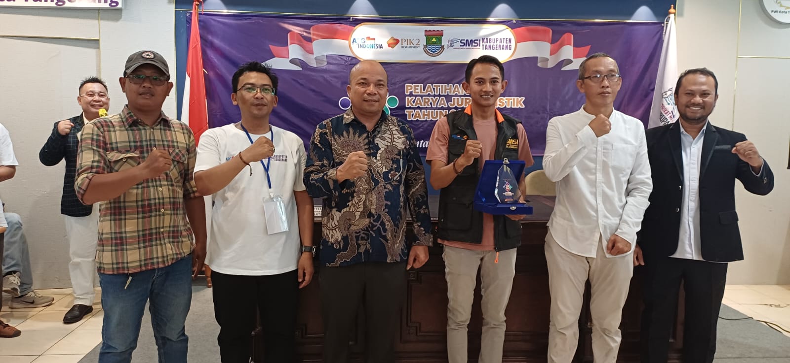 Dorong Peningkatan Kualitas Wartawan, SMSI Kabupaten Tangerang Gelar Pelatihan Karya Jurnalistik 2025 Dorong Peningkatan Kualitas Wartawan, SMSI Kabupaten Tangerang Gelar Pelatihan Karya Jurnalistik 2025