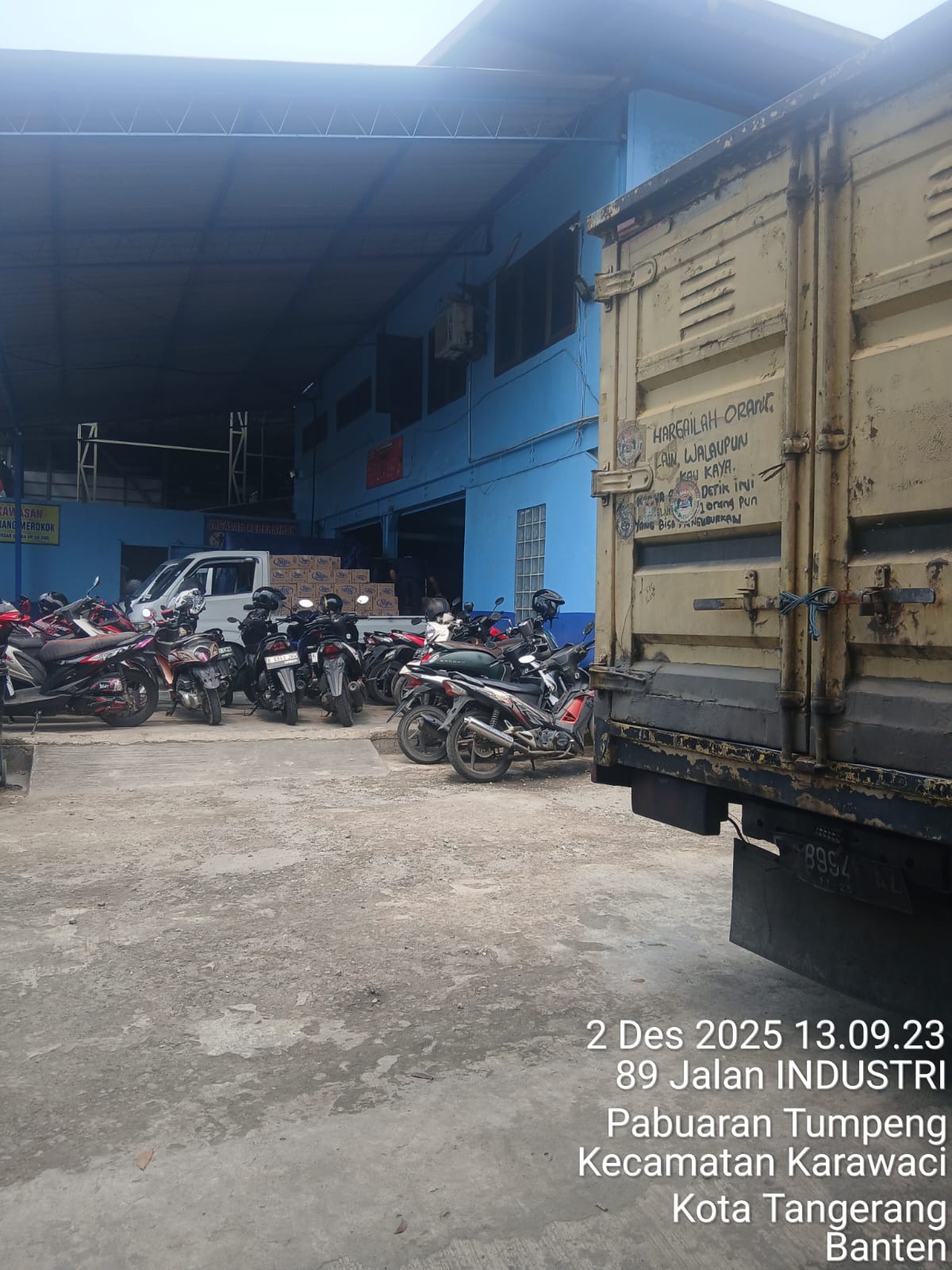 Gudang Air Minum Merk Siplah Dari PT TRIMITRA ABADI LESTARI Di Kota Tangerang Diduga Langgar Izin dan AMDAL Gudang Air Minum Merk Siplah Dari PT TRIMITRA ABADI LESTARI Di Kota Tangerang Diduga Langgar Izin dan AMDAL