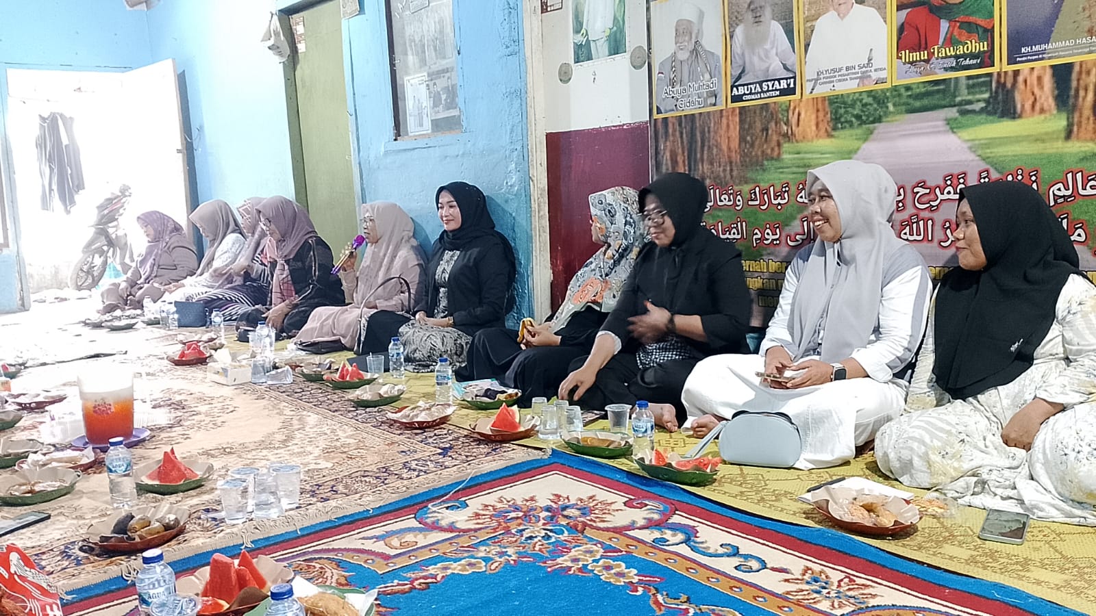 Pengajian Ibu -Ibu Majelis Ta’lim Se Desa Belimbing Adakan Rapat Pengurus ( PMTB) Persatuan Majelis Talim Ibu-Ibu Desa Belimbing Pengajian Ibu -Ibu Majelis Ta’lim Se Desa Belimbing Adakan Rapat Pengurus ( PMTB) Persatuan Majelis Talim Ibu-Ibu Desa Belimbing