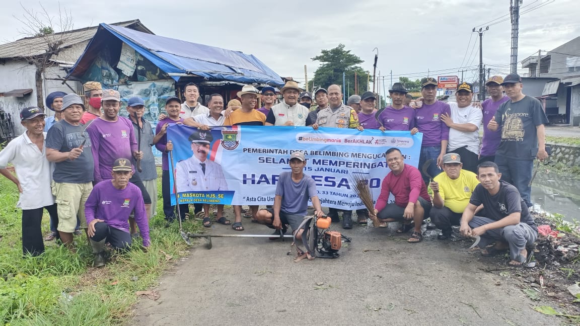 Dalam Rangka Hari Jadi Desa Pemdes Desa Belimbing Giat Bersih Bersih