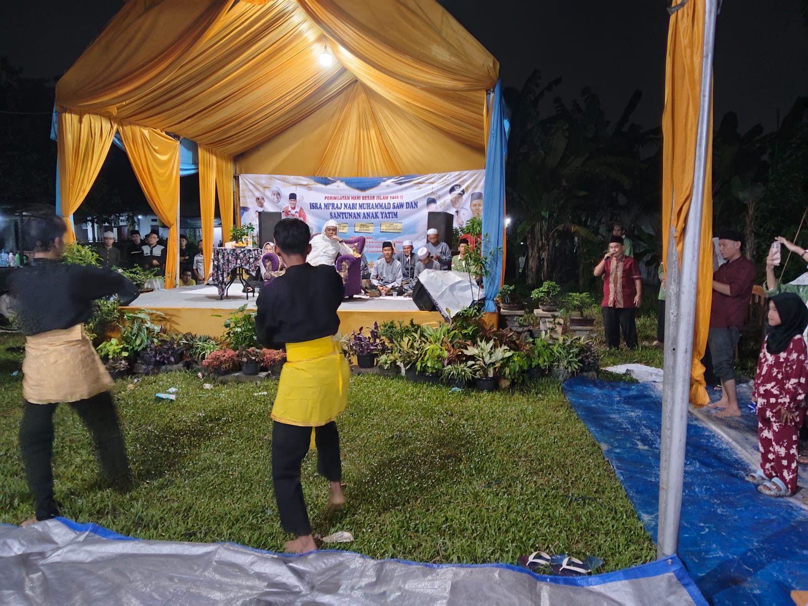 Ketua RT 07 RW 01 Desa Ciakar Panongan Sukses Gelar Acara Isra Mi’raj 1446 H Dan Santunan Anak Yatim