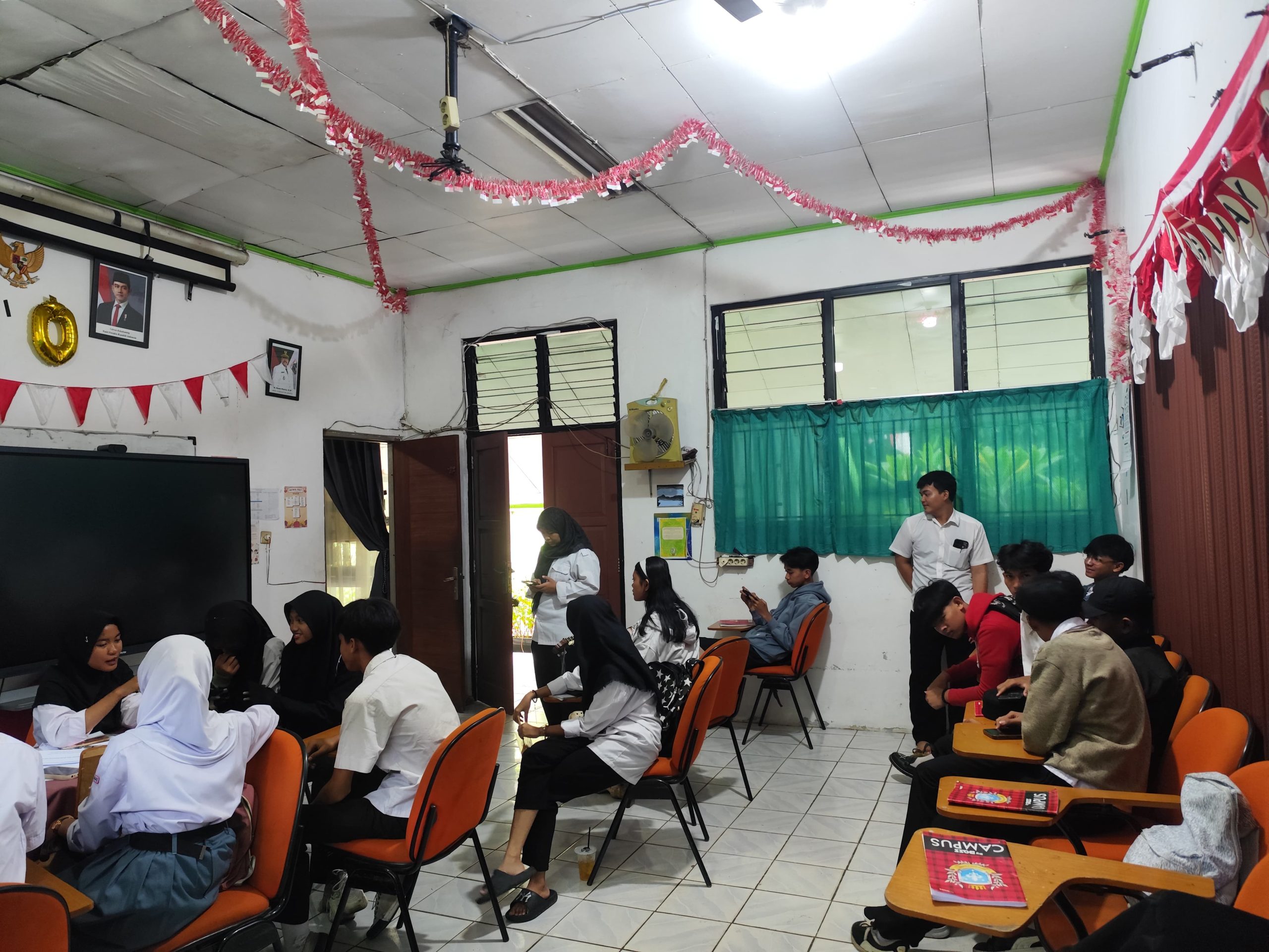 PKBM SKB 19 KELURAHAN PEGADUNGAN TINGKATAN MUTU PENDIDIKAN DAN IMPLEMENTASI PROGRAM PENDIDIKAN KESETARAAN
